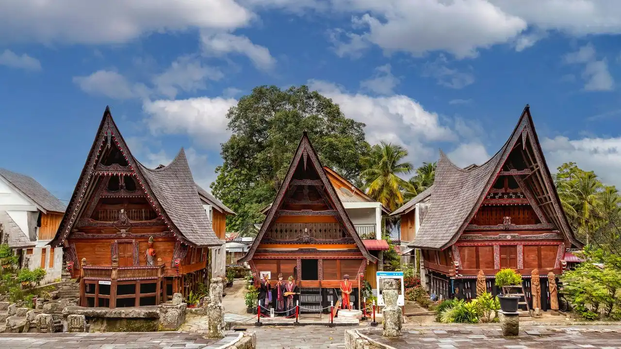 Sounding Like A Local Requires Knowing These Everyday Indonesian Idioms