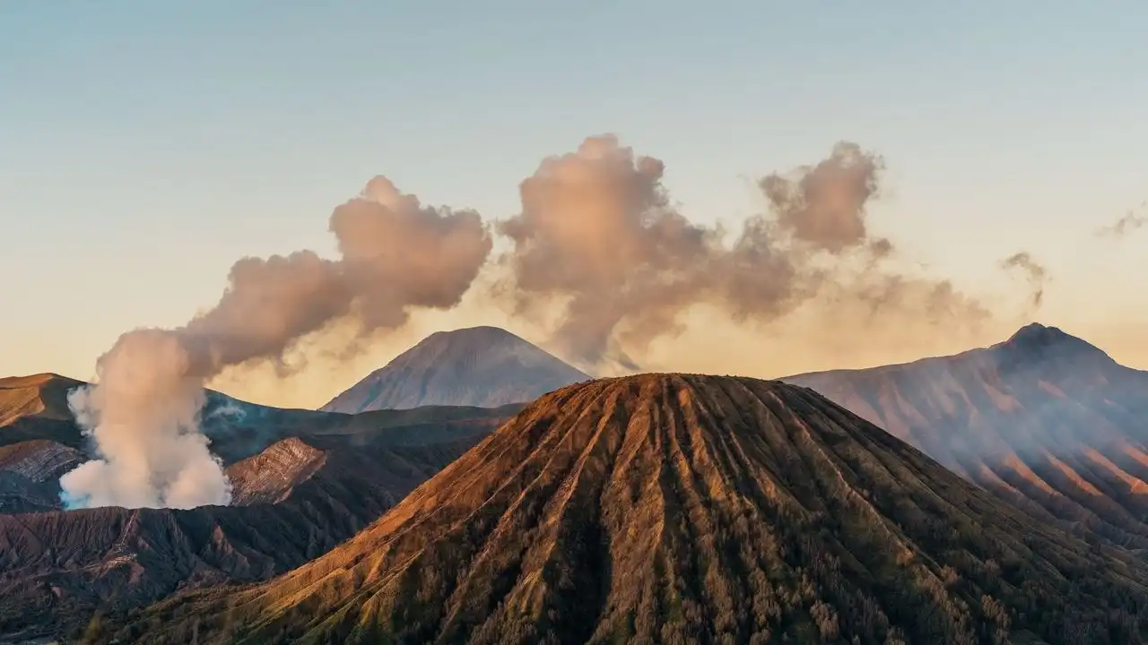 Relying On These Specific Indonesian Textbooks Will Solidify Your Grammar Foundation